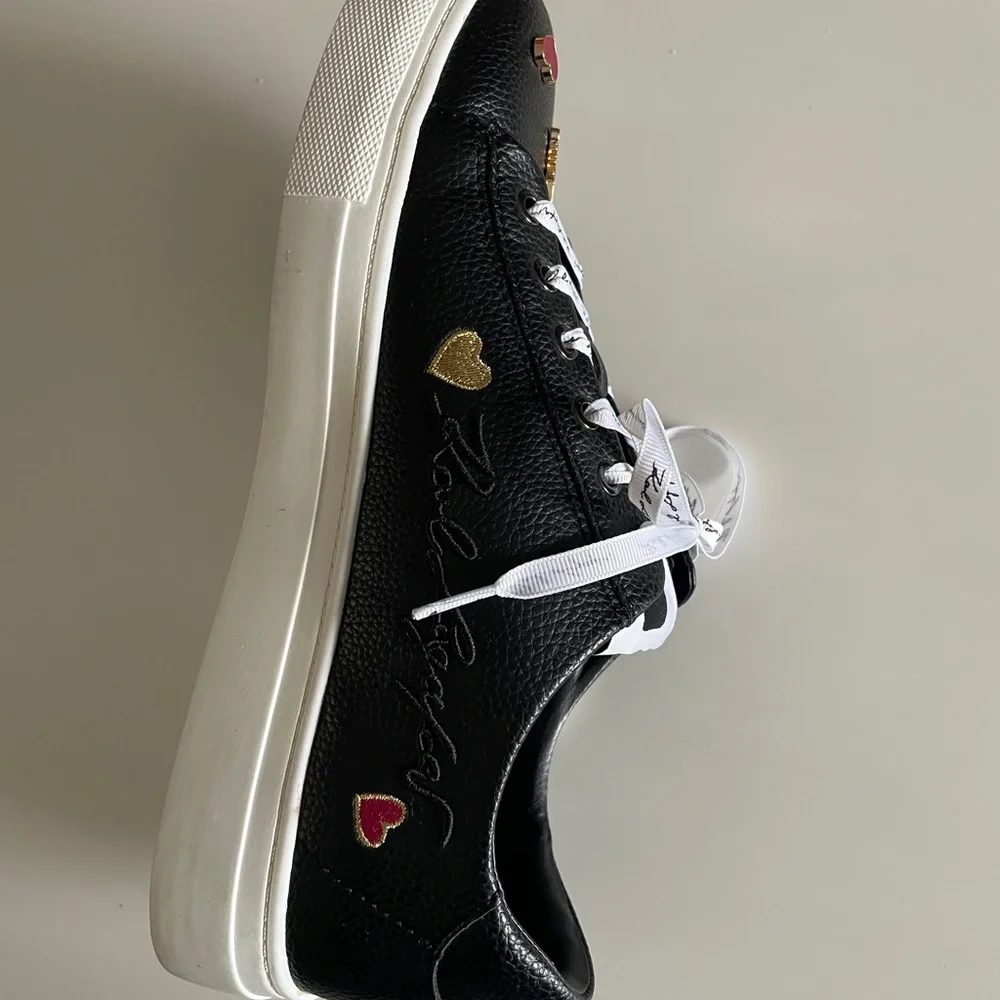 Karl Lagerfeld Black Sneakers with Heart and Cat Accents - Picture 5 of 9